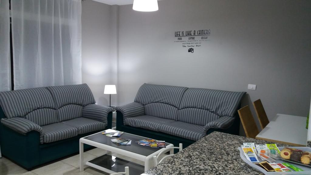 Vivienda Vacacional Atlantida カンデラリア エクステリア 写真